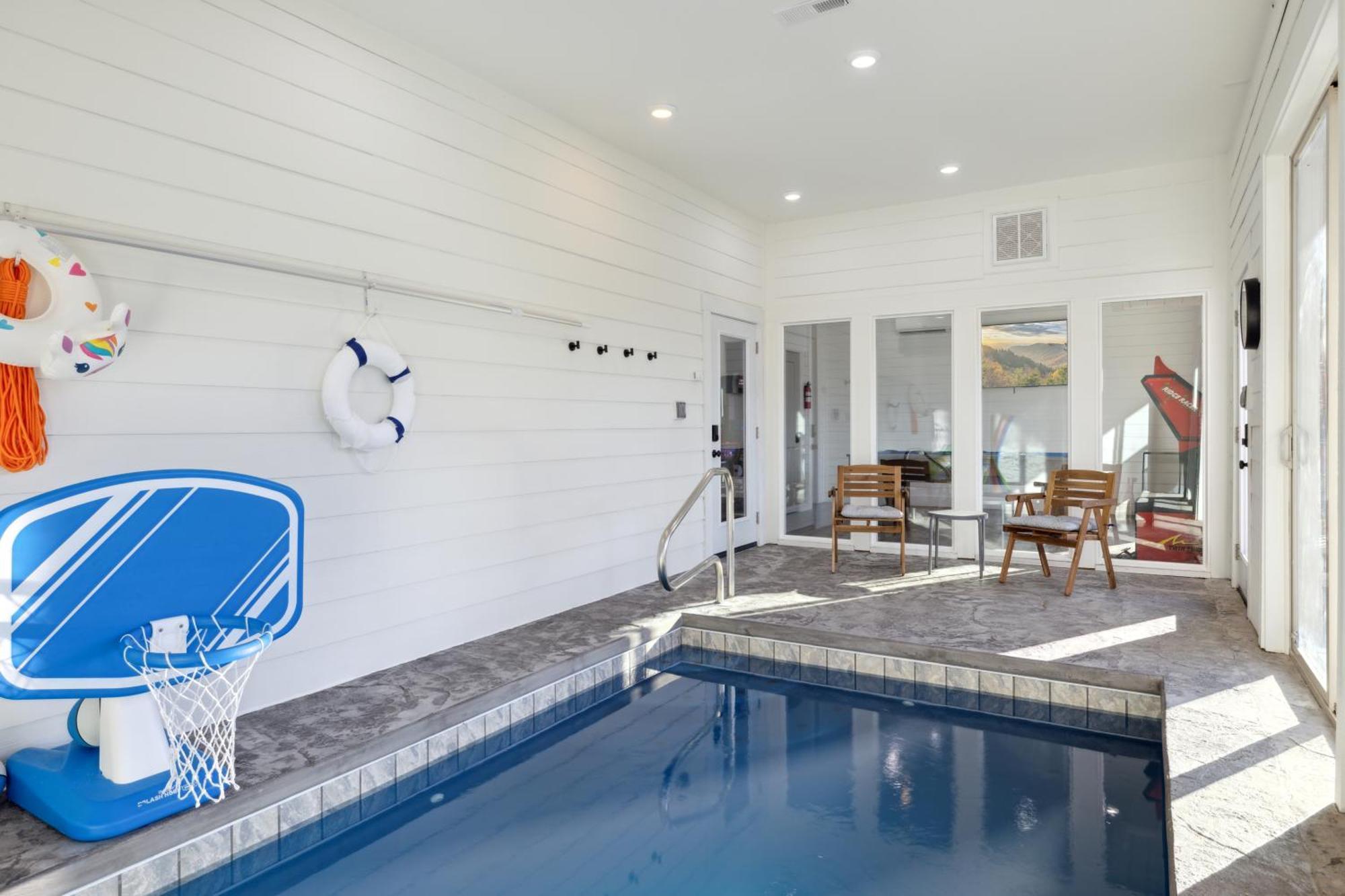 Enjoy The "Calm On The Water" In A Relaxing Luxurious Pool Cabin On The Lake! Dandridge Zewnętrze zdjęcie